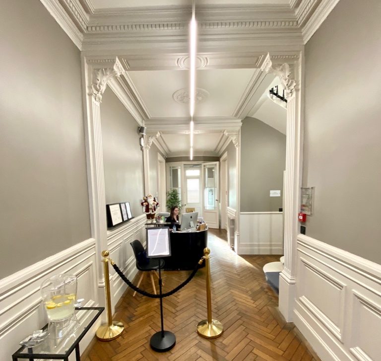 Clinique George V - Entrée